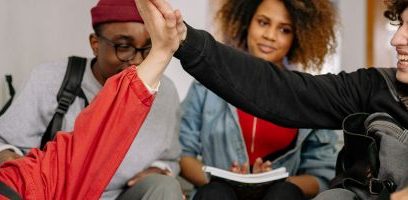 Rentrée au lycée : 6 clés pour aider son ado à réussir à Lyon