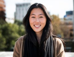 Marie, professeur d'anglais au collège et lycée à Lyon